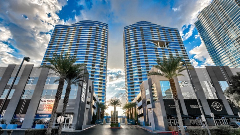 LUXURY HIGH RISES Avi Dan-Goor 